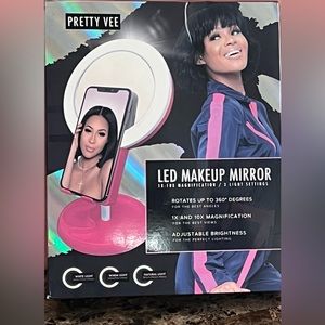 Pretty Vee led makeup mirror